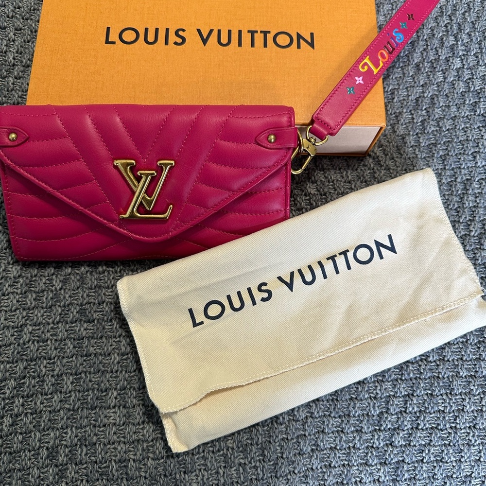 Louis Vuitton Pink Clutch